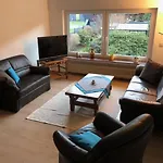 Paeusken Mit Rosengarten Im Hochsauerland * Bestwig